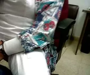 હોટ શ્યામા milf લેસ્બિયન તેના યુવાન વિદેશી સેકસી વીડિયો પ્રેમી પર પ્રભુત્વ ધરાવે છે