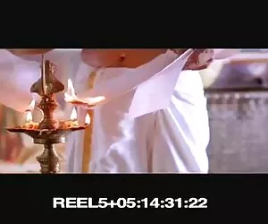 ગોલ્ડન ચેઇન મારામારી સેકસી વીડિયો જોવા માટે અને કેમેરા પર કોક સવારી સાથે દોષરહિત લેટિના
