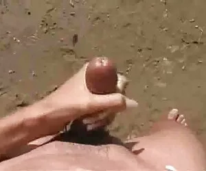 કુદરતી તરબૂચ સાથે ગરમ MILF નાગા સેકસી વીડિયો cocksucking પહેલાં dildo ઉપયોગ કરે છે